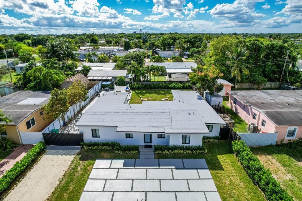 Вілла Casa De Miller Tamiami Екстер'єр фото